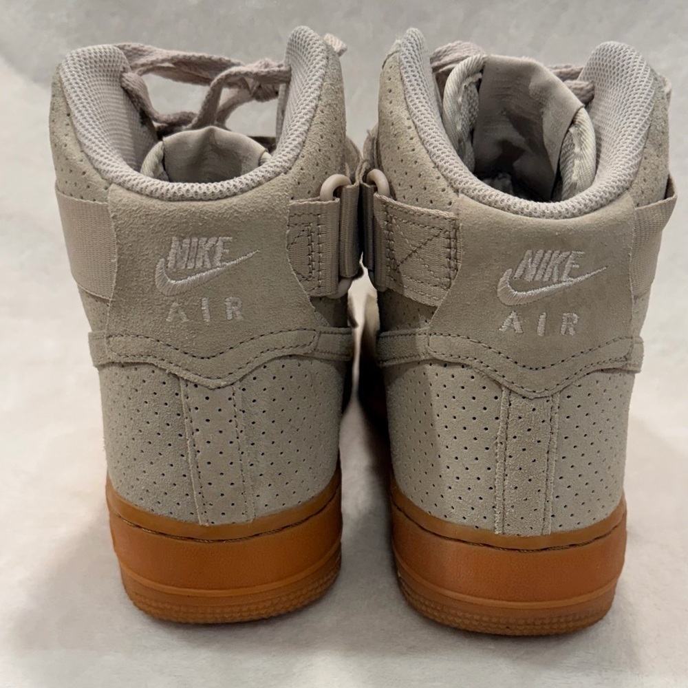 Women’s Vintage 2015 Clean neutral Nike AF1 Suede Highs 🤍 Style Code: 749266-200 - Picture 5 of 11